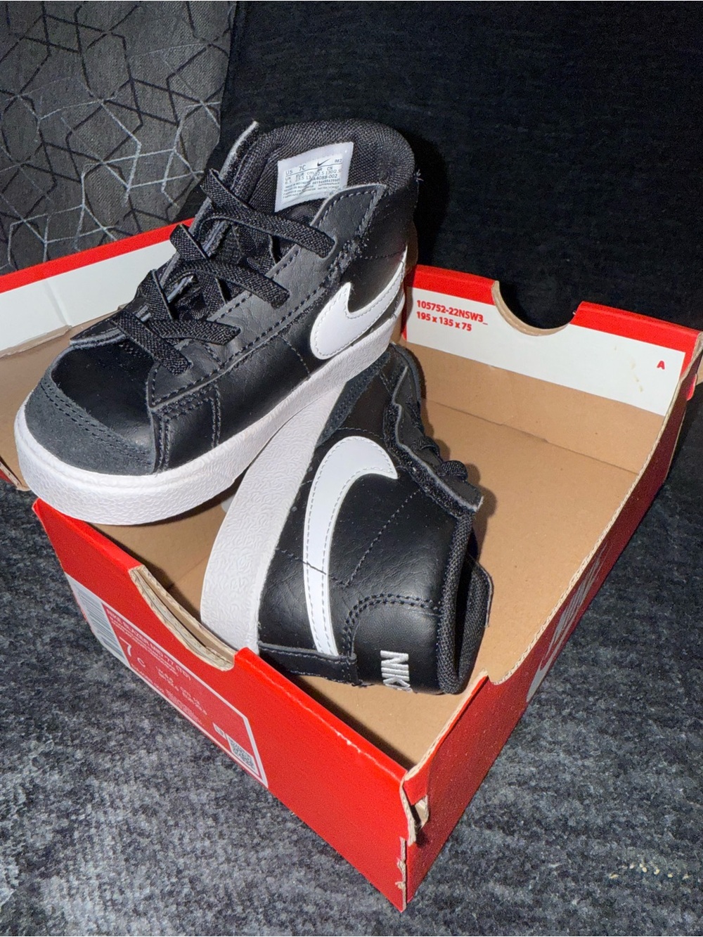 Nike Blazer Mid ’77 TD Black White Toddler Sneakers Size 7C w/ Box